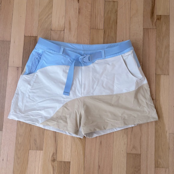 🌲 Outdoor Voices RecTrek 3" Colorblock Short Blue, Cream, White L - Picture 2 of 5